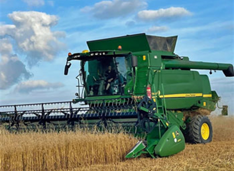 Combine Harvester Wiltshire Combine Harvester Wiltshire